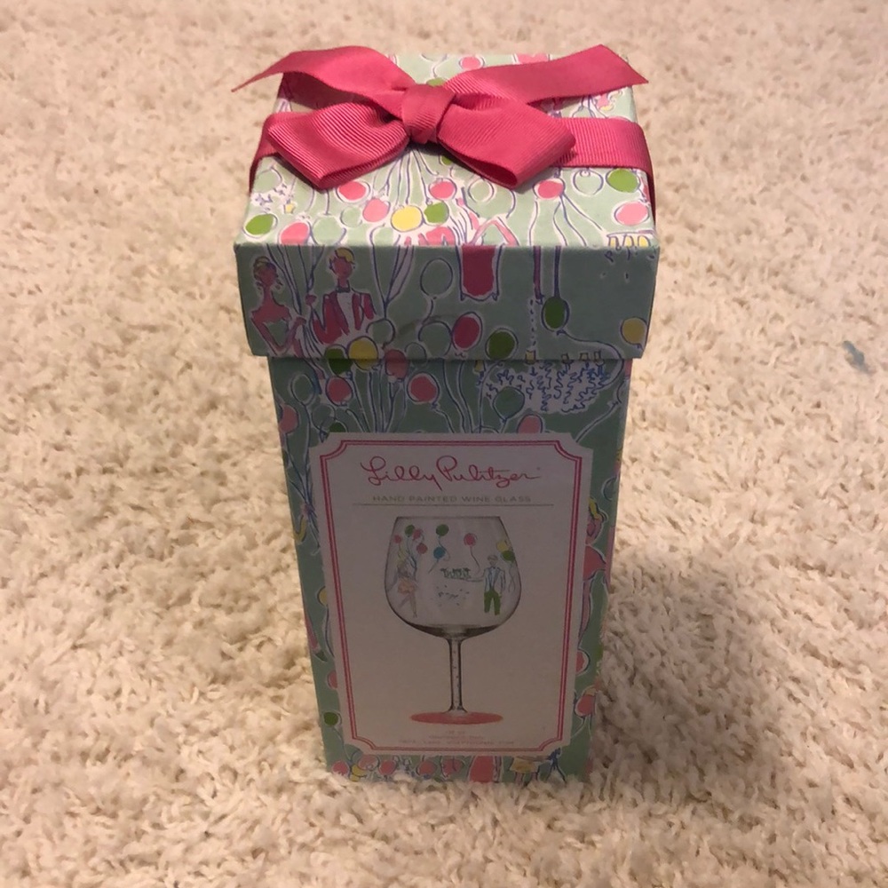 Lilly Pulitzer wine glass